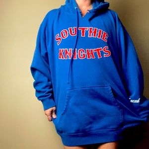 100% authentic vintage *SOUTHIE KNIGHTS* South Boston High hockey sweatshirt ☘️